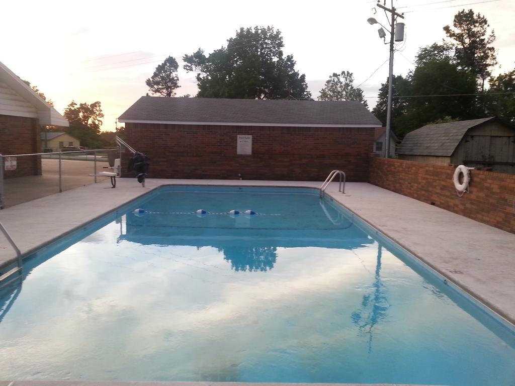 Jay Holiday Pines Motel מראה חיצוני תמונה